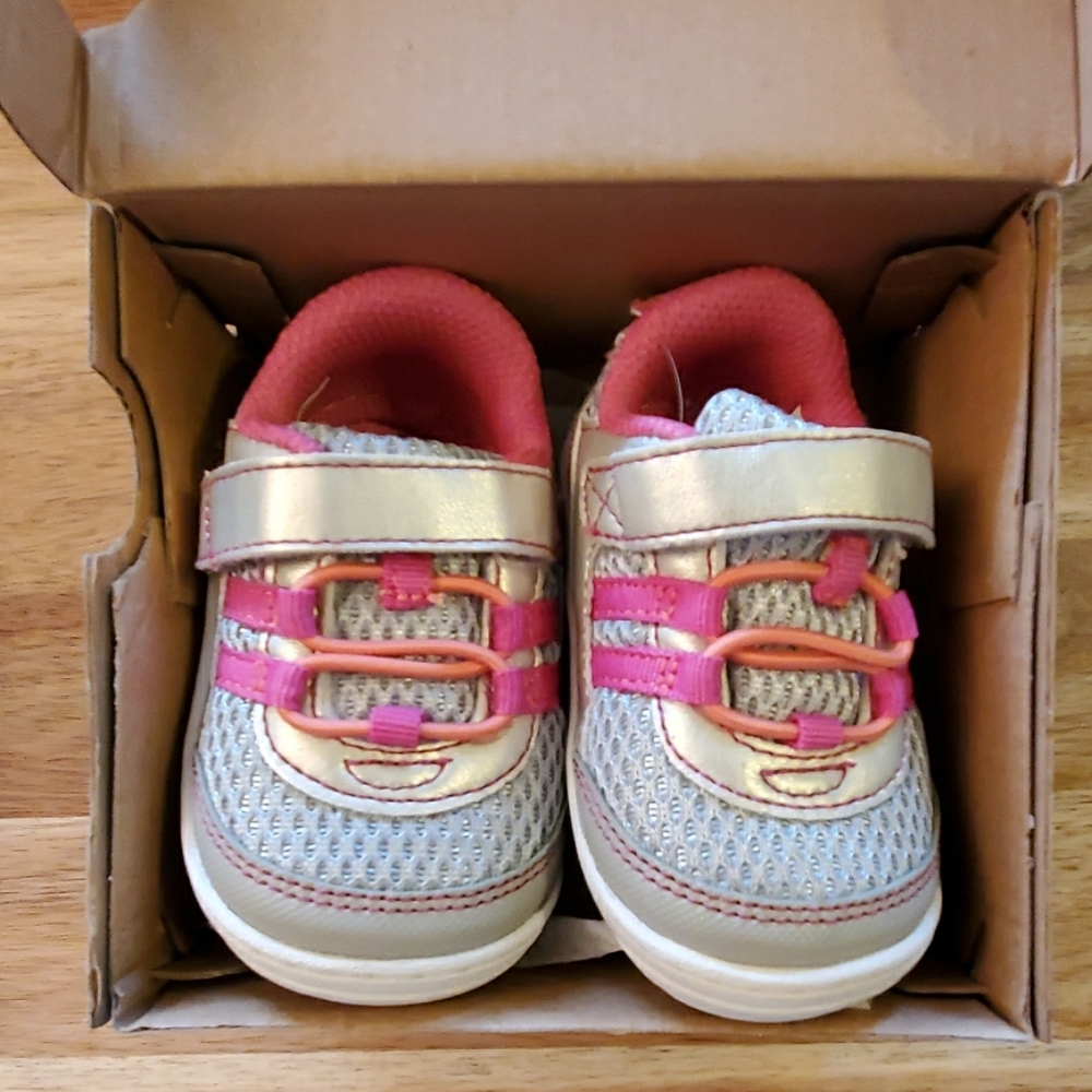Stride Rite 3 month girl shoes